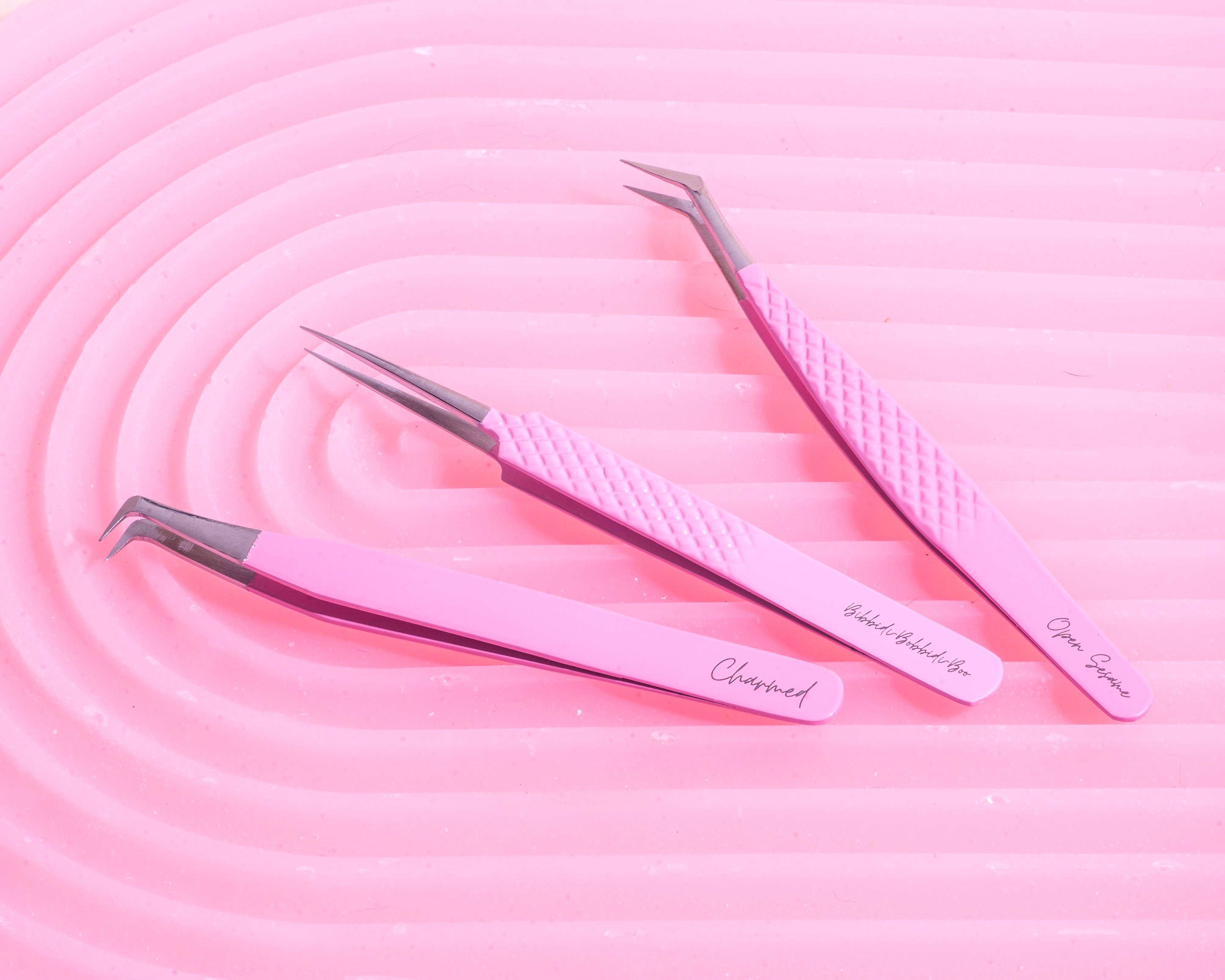 Open-Sesame Isolation Tweezer